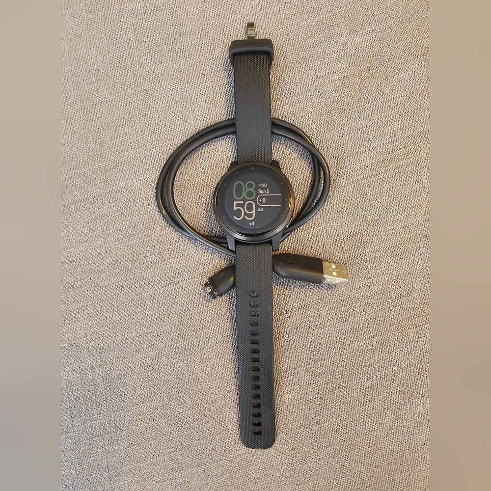 Garmin 010-02172-11 Vivoactive 4S, Smaller-Sized GPS Smartwatch, Features Music,